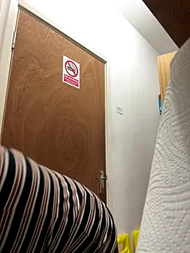 CherryXOX-'s cam snapshot