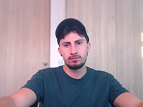 ChrisDamon's cam snapshot