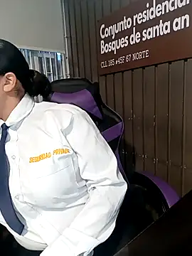 Cute_Penelope live sex cam