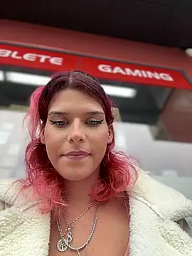 RiriRoseey live sex cam