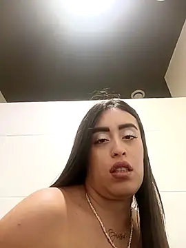 Freyja300 live sex cam