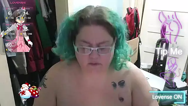 EmberCum live sex cam