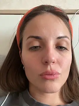 AmiLavs live sex cam