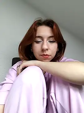 Luna_Brush's cam snapshot