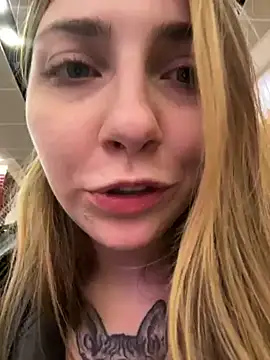 Sunny___Bunny live sex cam