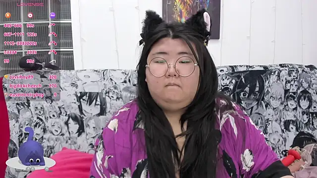 Nadine_asian live sex cam