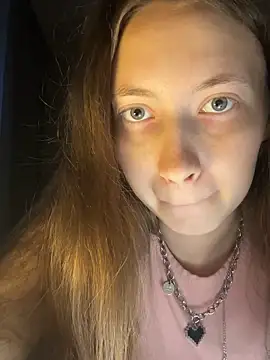 Holy_Poly's cam snapshot