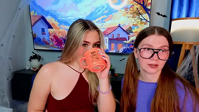 MelitaMoote's cam snapshot