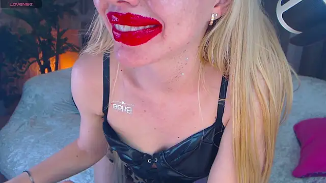 LiSinDoll's cam snapshot