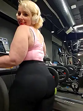 RaisingDaisy's cam snapshot