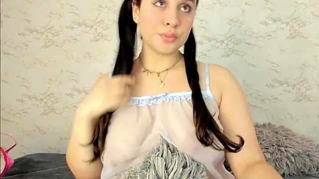 Swet_Megan's cam snapshot