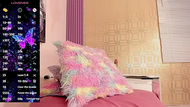 valen_gill's cam snapshot