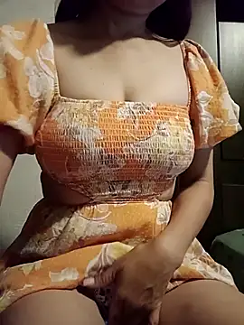 KITTEN-10 live sex cam