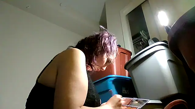 erinSmiles live sex cam