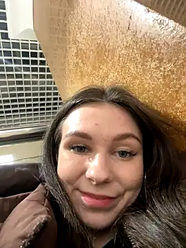 MilaBee live sex cam