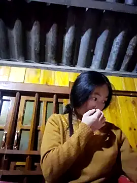 gio-thu live sex cam