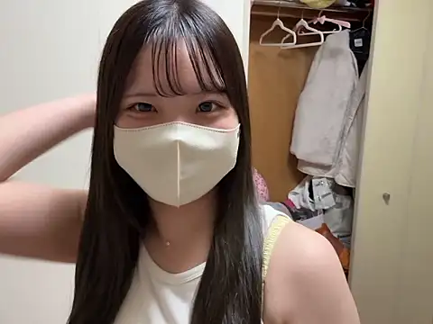 pomu_chan live sex cam