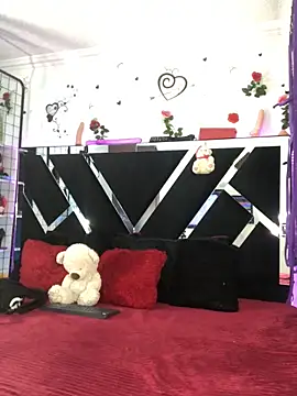 1lovelygirls live sex cam