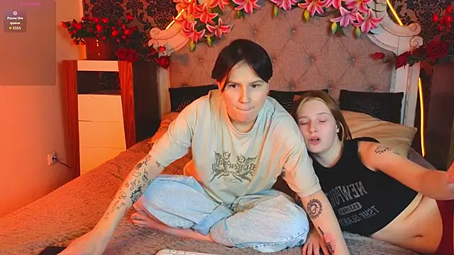 Girls_Fingers live sex cam