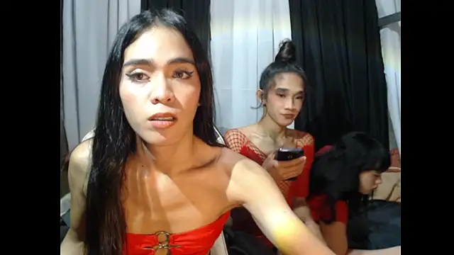 Horsecock_princess live sex cam