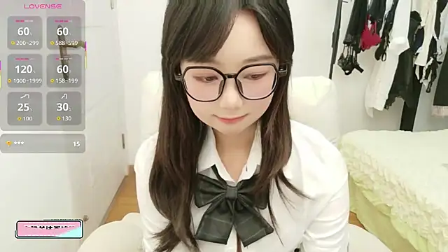 Cat-o3o's cam snapshot