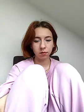 Luna_Brush's cam snapshot