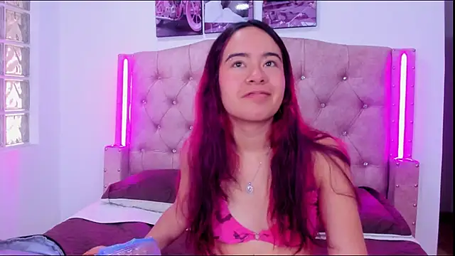 Zenith_moon's cam snapshot