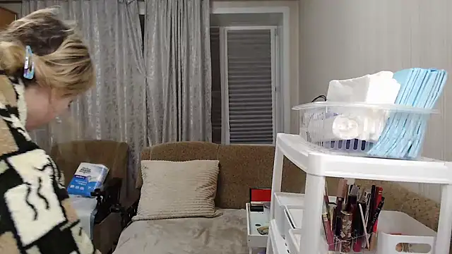 Mika_Passion live sex cam