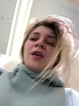 ValenciaShock live sex cam