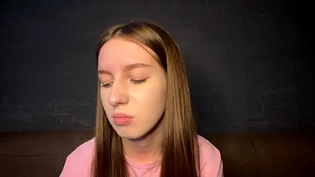 CindaWinn's cam snapshot