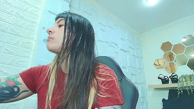 Naughty_Kittenm's cam snapshot