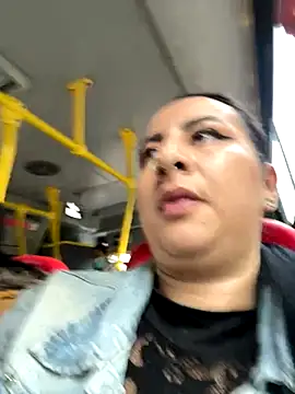 Abril_Luv live sex cam