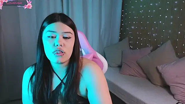 Olivka_bb's cam snapshot