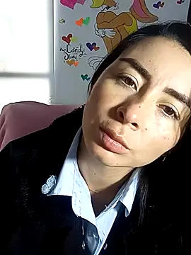 NathyMilf_'s cam snapshot