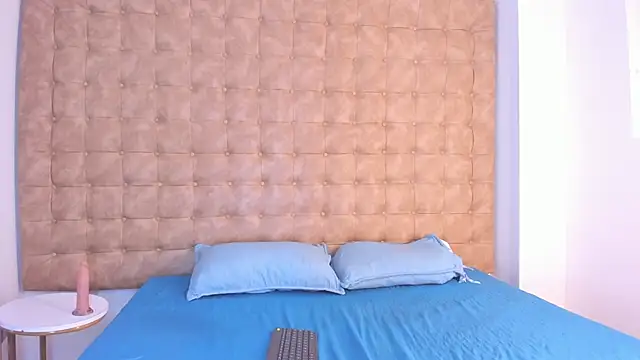 Anabella_BigBoobs's cam snapshot