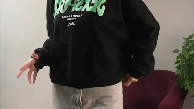 LonaDonn's cam snapshot