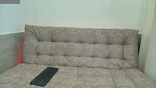 Megan_Ivy's cam snapshot