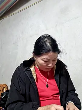 yoowwmr's cam snapshot