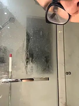 lingzi9333 live sex cam