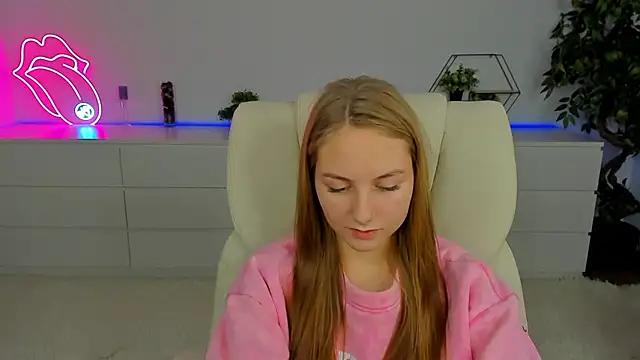 MilaAddams's cam snapshot