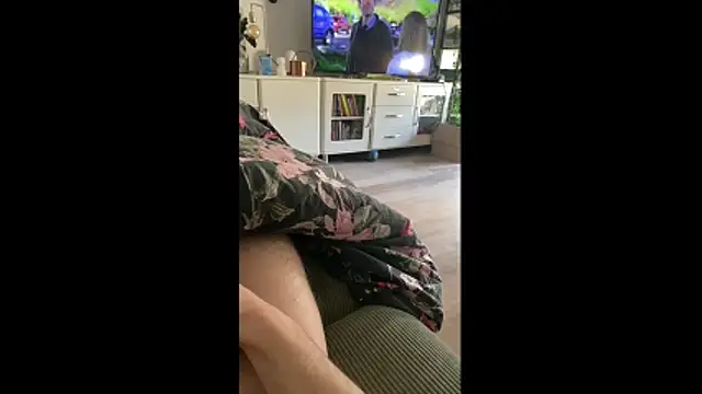 MolleDolle's cam snapshot