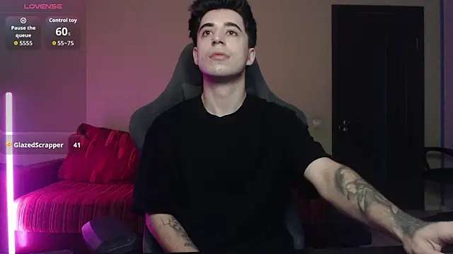 Yofukashii's cam snapshot