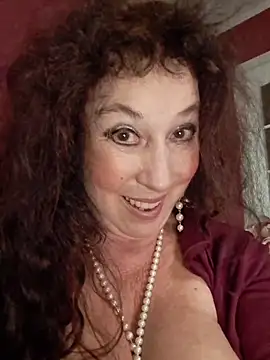 GypsyEsmeralda live sex cam