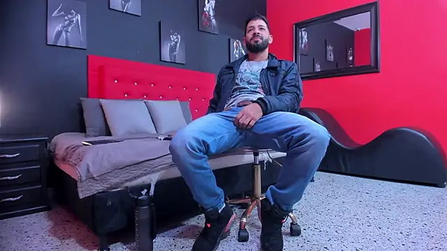 Thiagogomez live sex cam