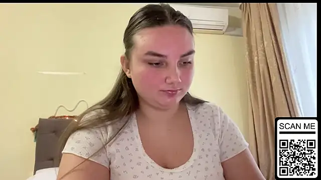 Dreamyblushfairy live sex cam