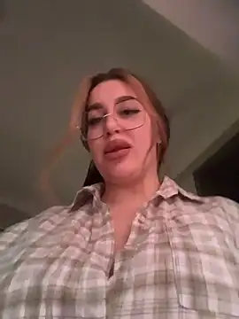 VikiDemini live sex cam