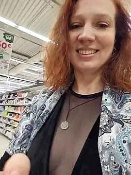 Exhibitionsplit live sex cam