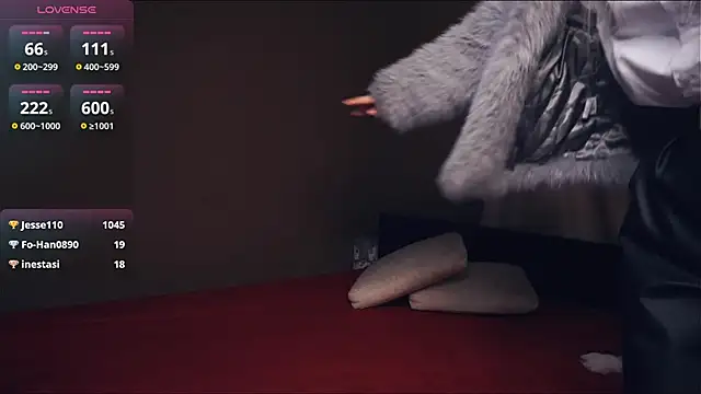 WilonaAven live sex cam