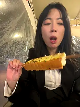 yourkeer live sex cam