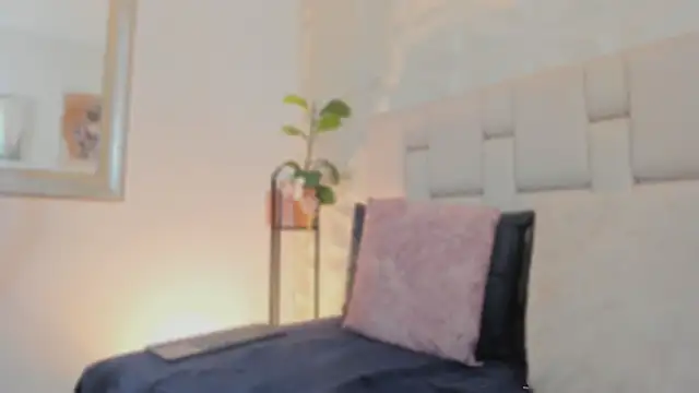 scarlettadams__ live sex cam